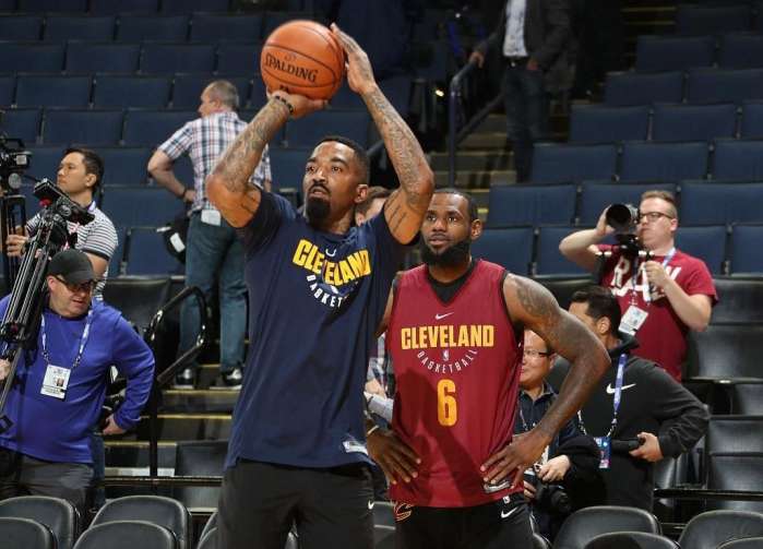  老将经验掌控节奏，关键先生助队锁定胜局