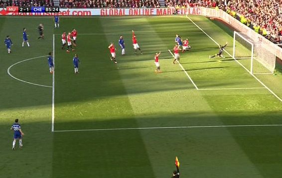  VAR技术持续引争议，判罚尺度成焦点